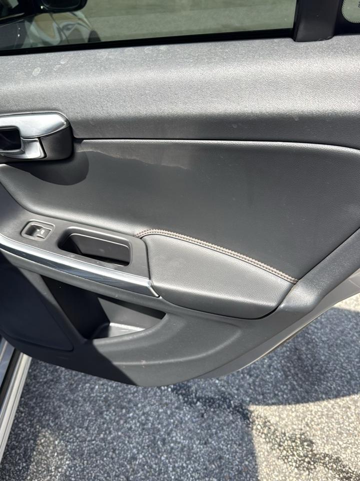 Volvo V60 Cross Country T5 Platinum 2015