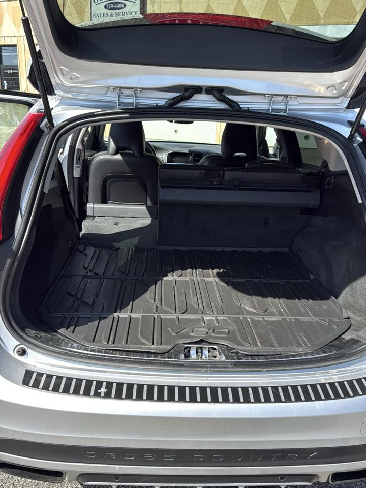 Volvo V60 Cross Country T5 Platinum 2015