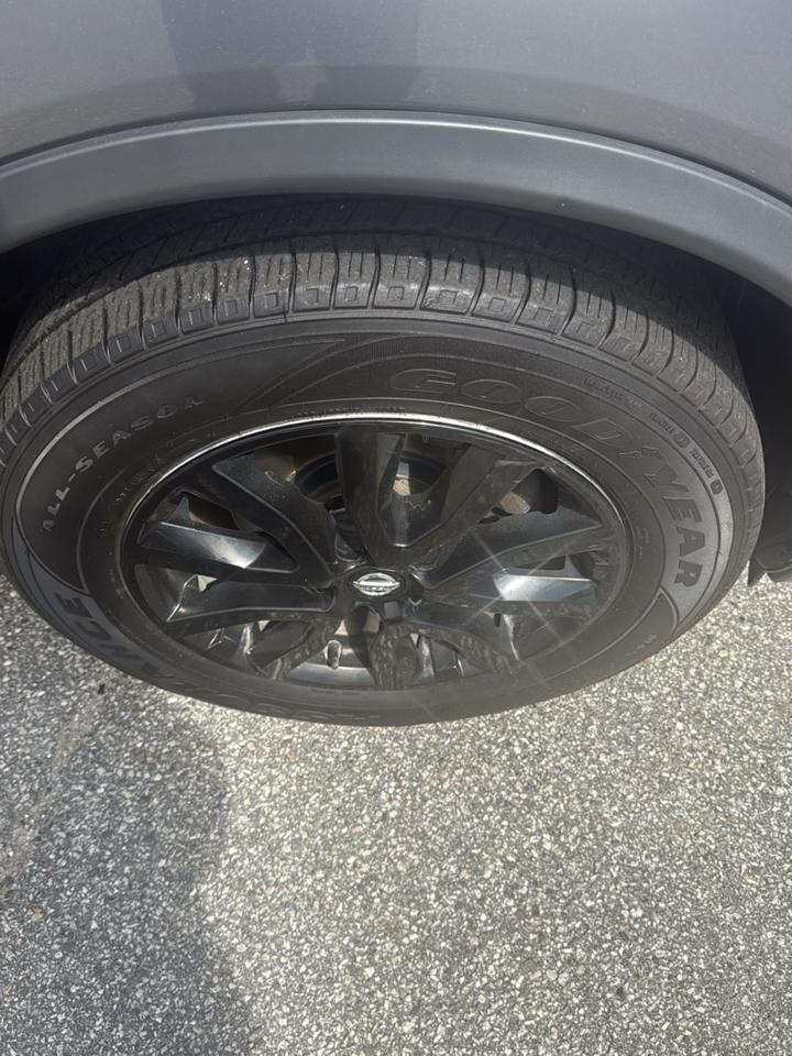 Nissan Rogue S AWD 2017