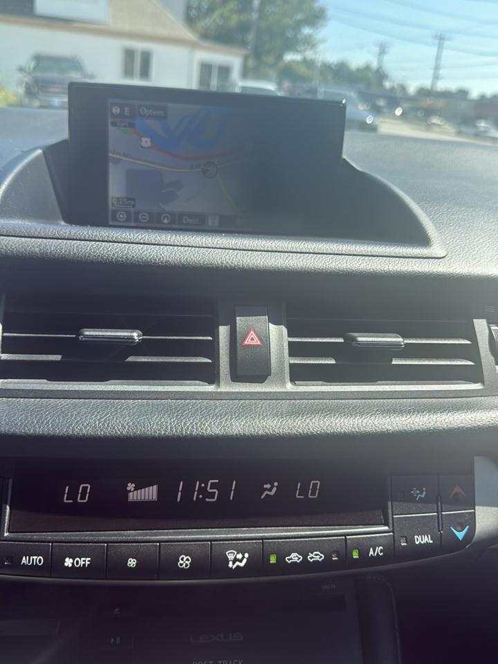 Lexus CT 200h Base 2014