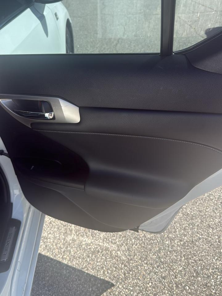 Lexus CT 200h Base 2014