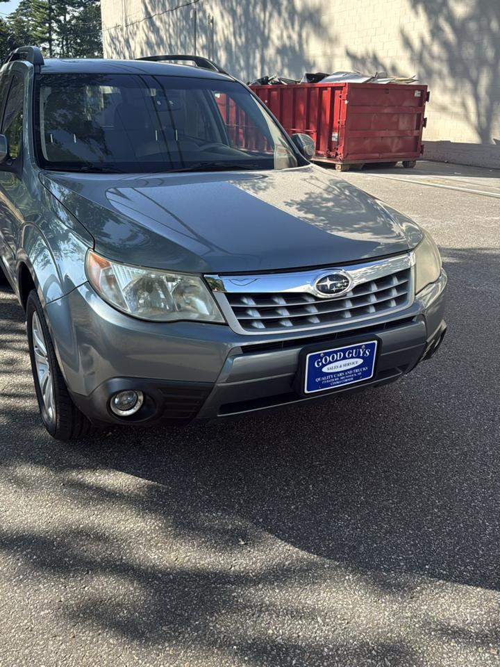 Subaru Forester 2.5X Limited 2012