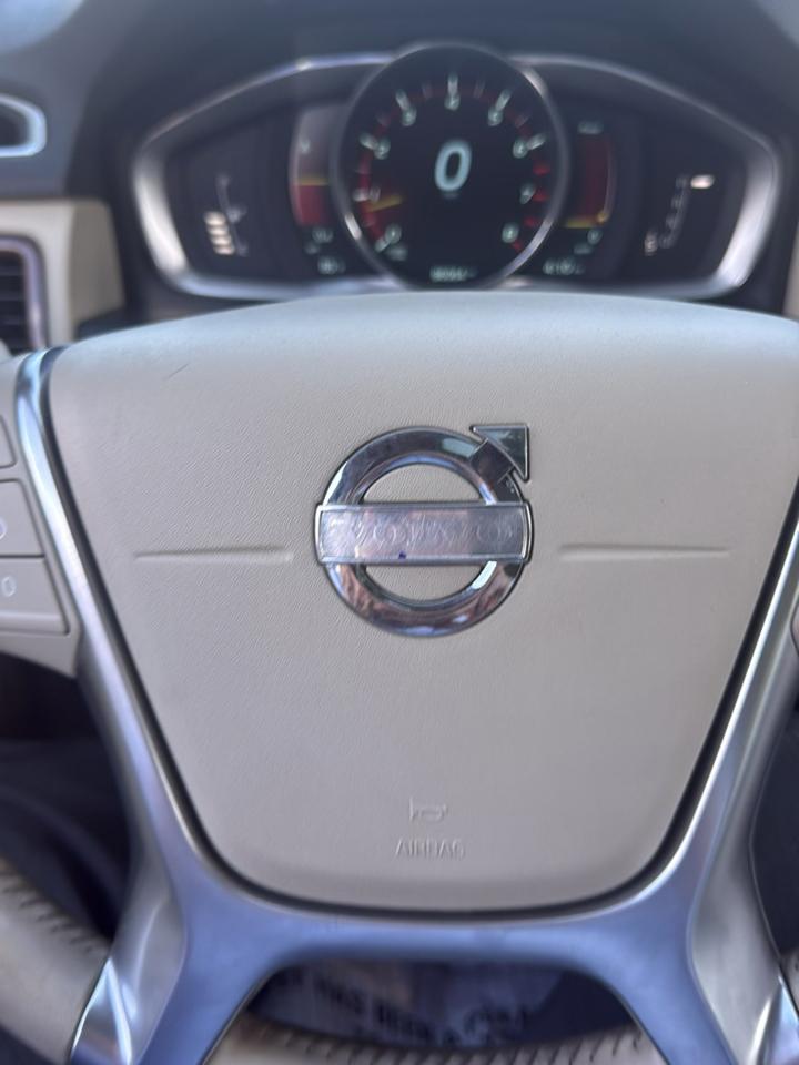 Volvo XC70 3.2 Premier+ 4WD 2015