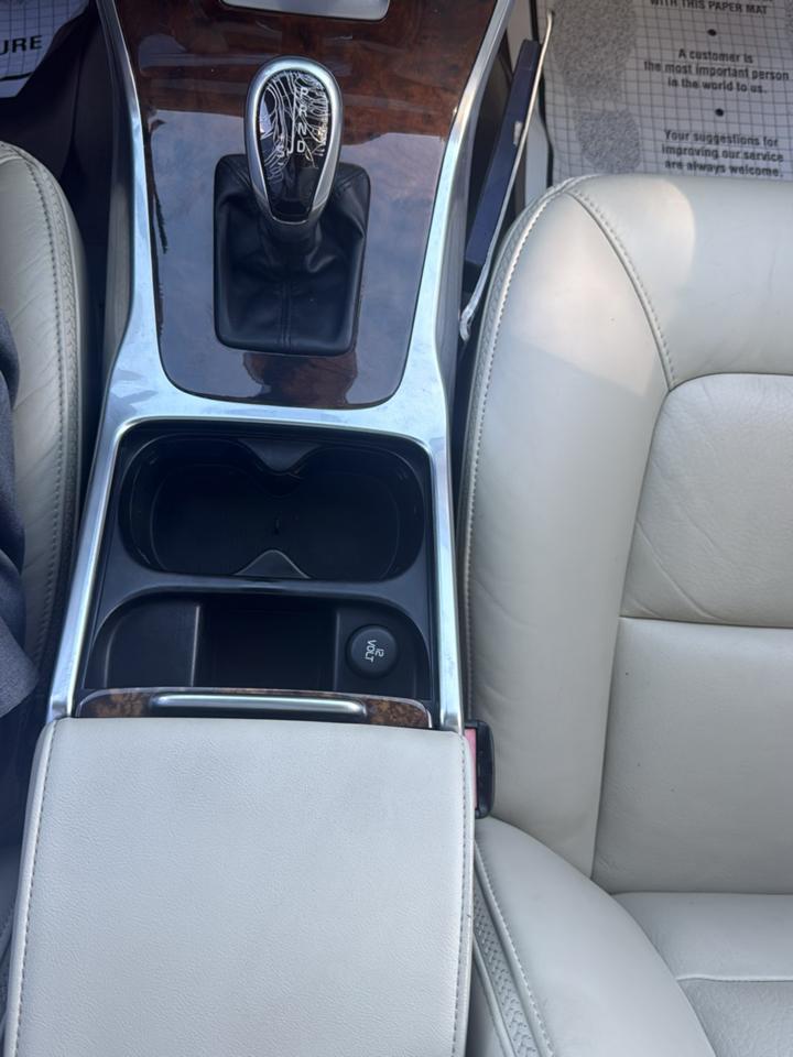 Volvo XC70 3.2 Premier+ 4WD 2015
