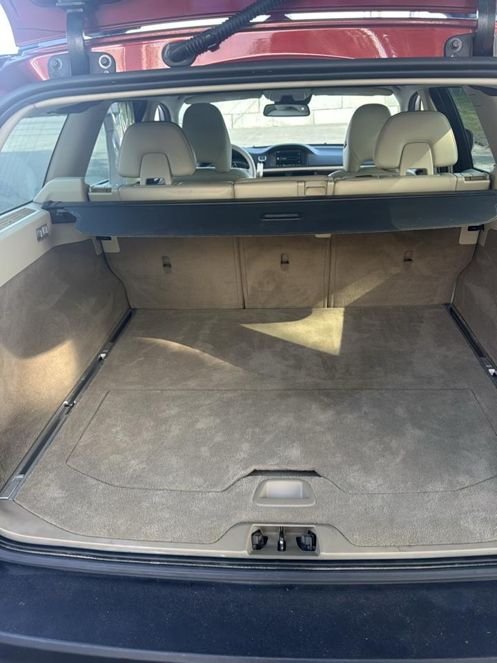 Volvo XC70 3.2 Premier+ 4WD 2015