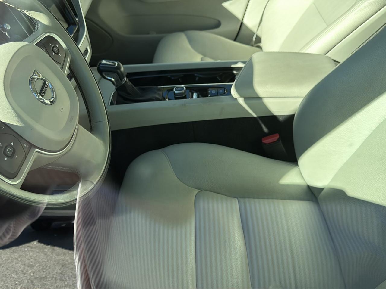 Volvo XC60 T6 Momentum AWD 2019
