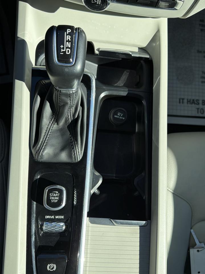 Volvo XC60 T6 Momentum AWD 2019