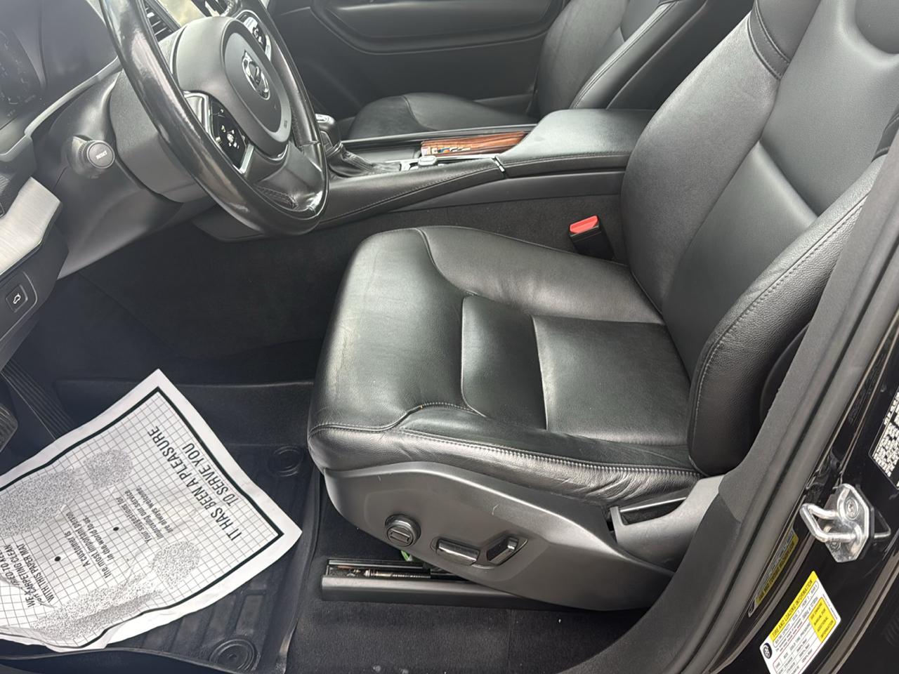 Volvo XC90 T5 Momentum 2021