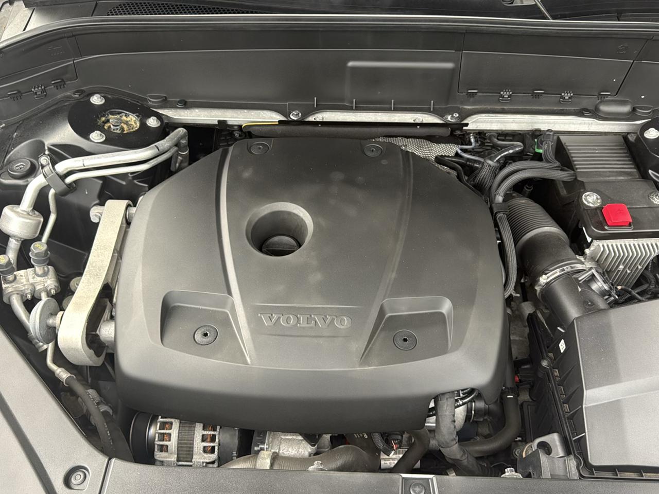 Volvo XC90 T5 Momentum 2021