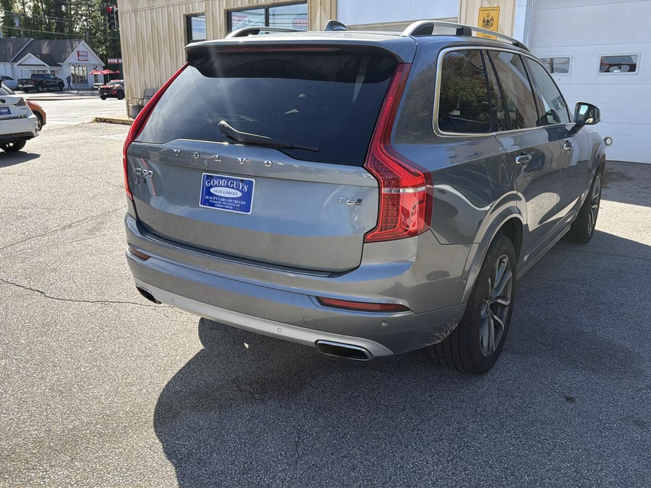 Volvo XC90 T6 Momentum AWD 2018