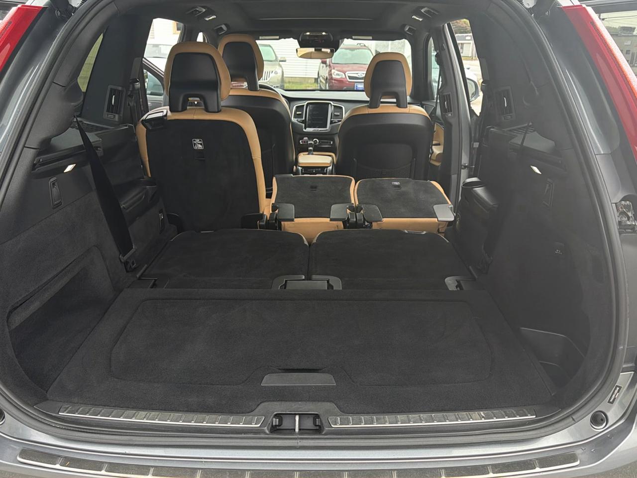 Volvo XC90 T6 Momentum AWD 2018