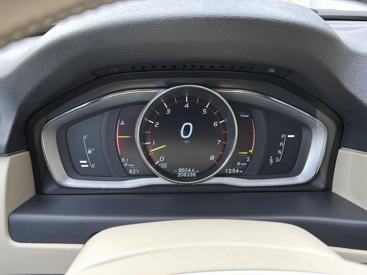 Volvo XC70 3.0 Premier 4WD 2015