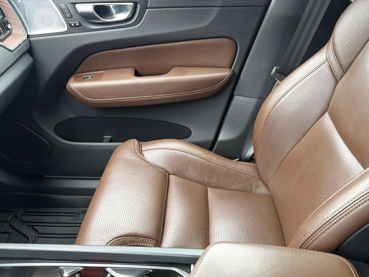 Volvo XC60 T8 Inscription Hybrid AWD 2020