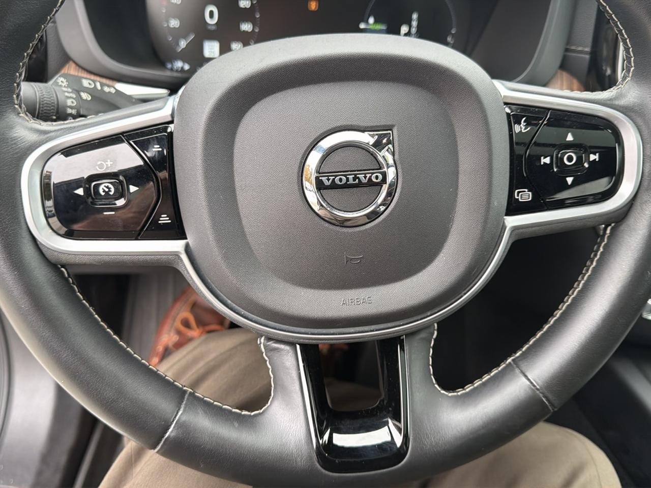Volvo XC60 T8 Inscription Hybrid AWD 2020