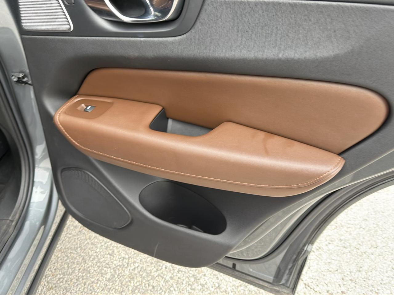 Volvo XC60 T8 Inscription Hybrid AWD 2020