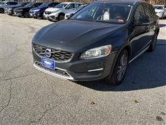 2015 Volvo V60 Cross Country 