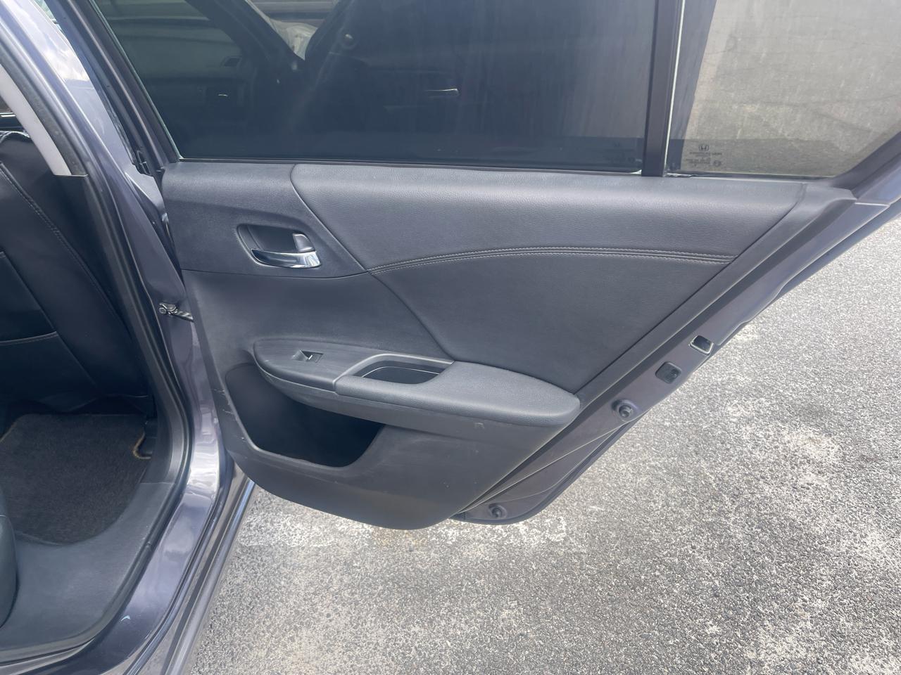 Honda Accord EX-L V6 Sedan AT 2013