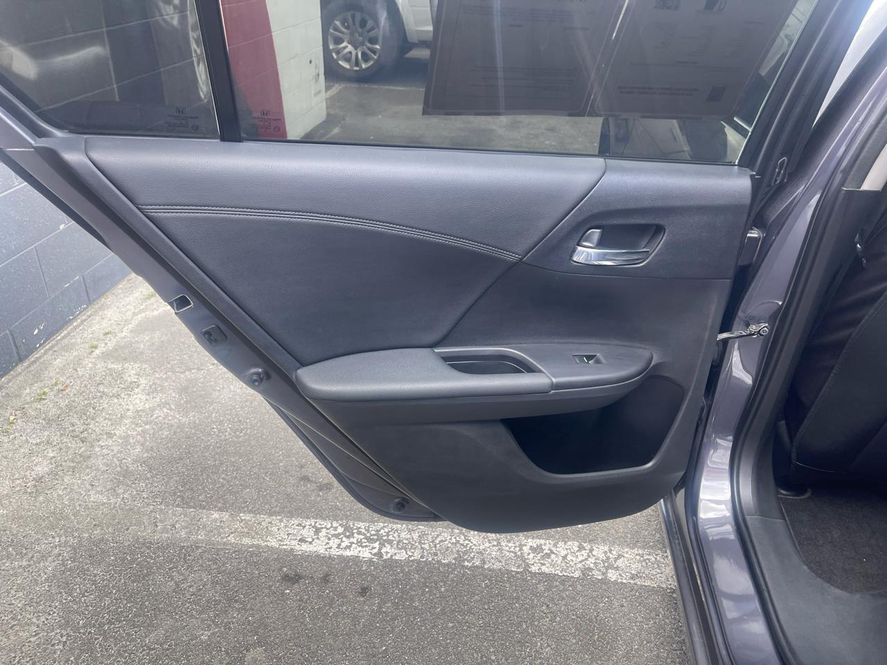 Honda Accord EX-L V6 Sedan AT 2013