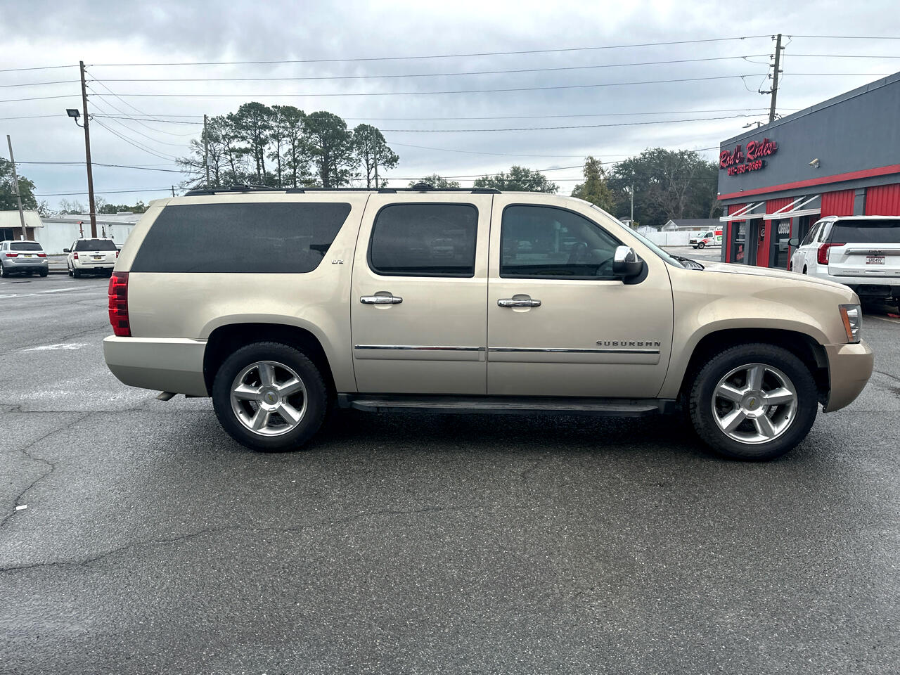 Chevrolet Suburban LTZ 1500 2WD 2012