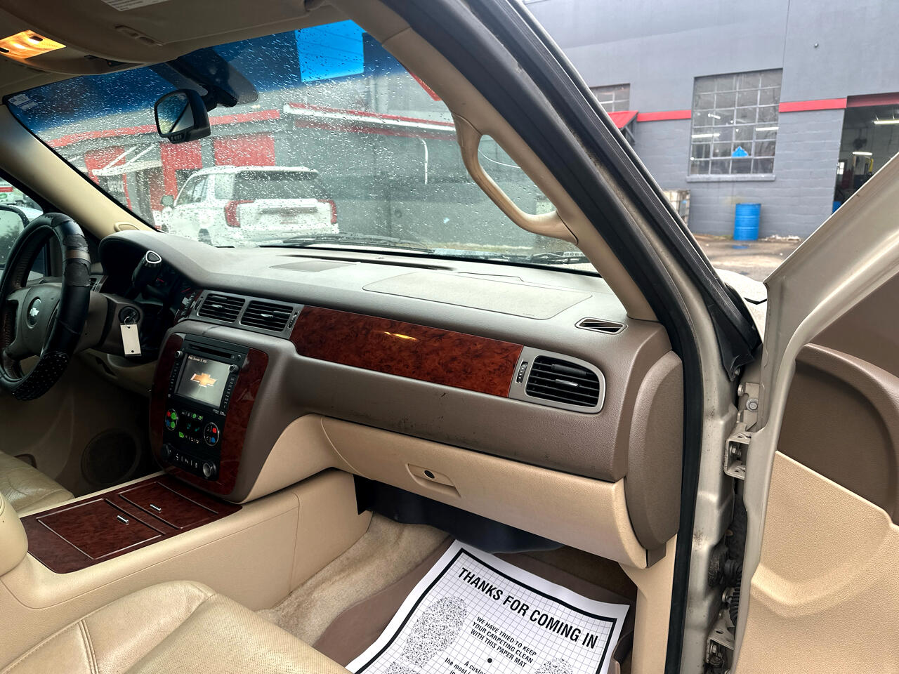 Chevrolet Suburban LTZ 1500 2WD 2012