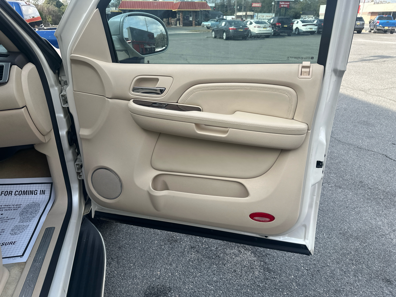 Cadillac Escalade AWD 2008