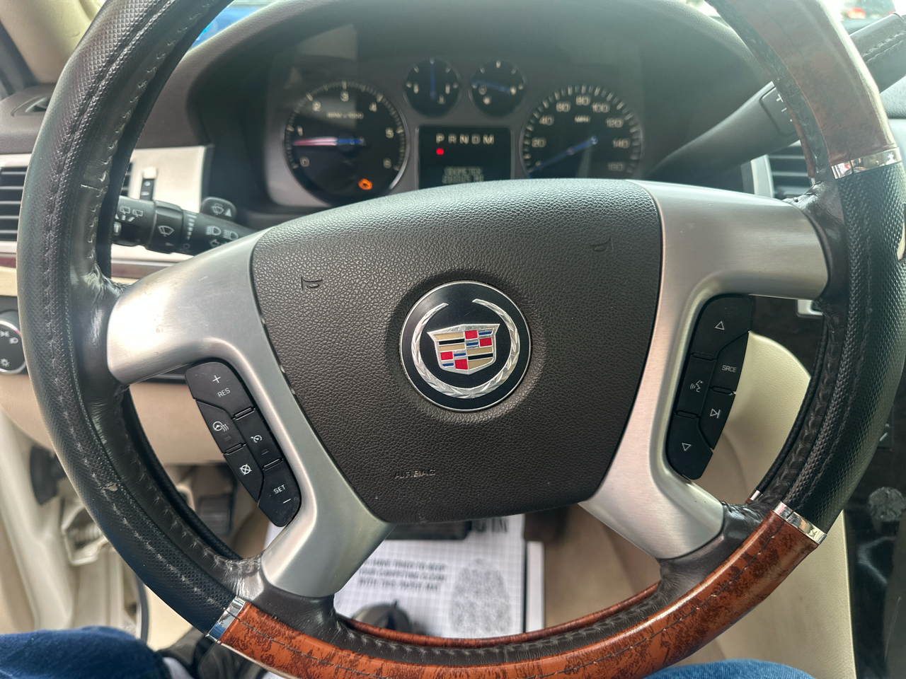 Cadillac Escalade AWD 2008