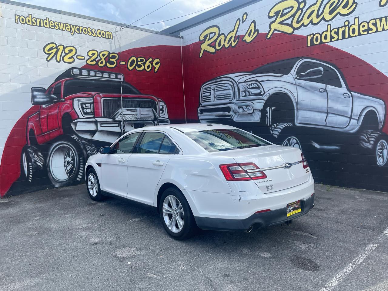 Ford Taurus SEL FWD 2013