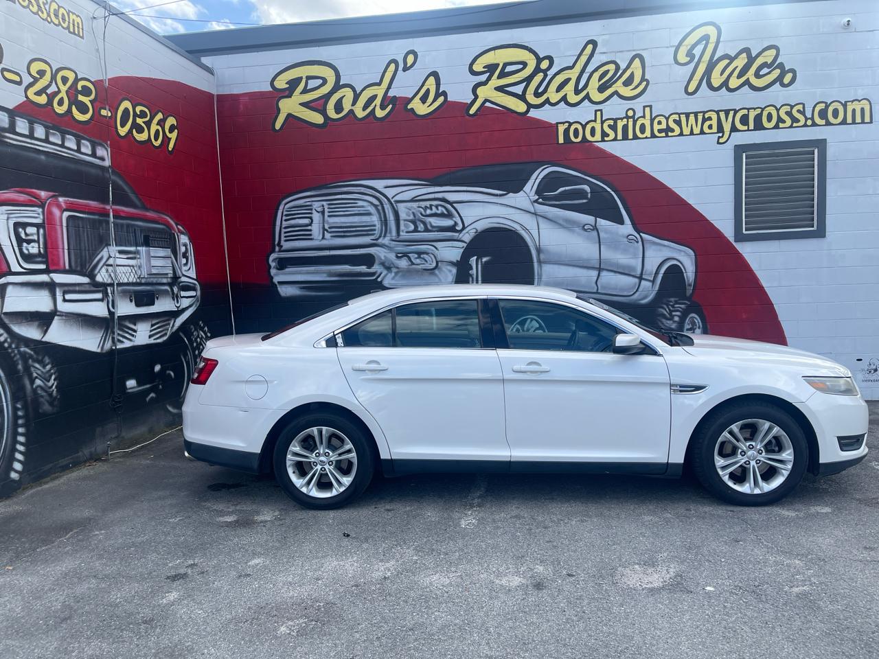 Ford Taurus SEL FWD 2013