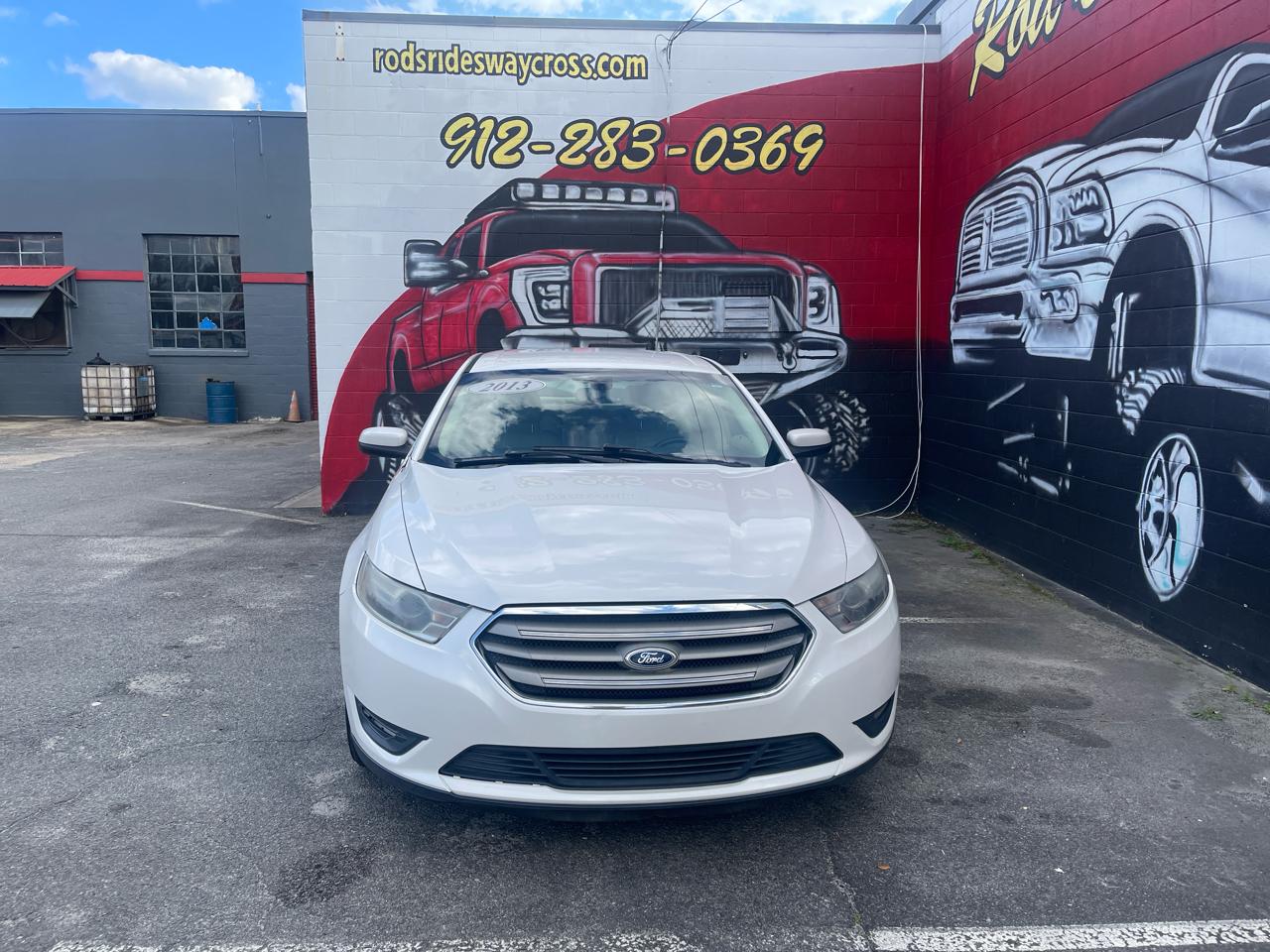 Ford Taurus SEL FWD 2013
