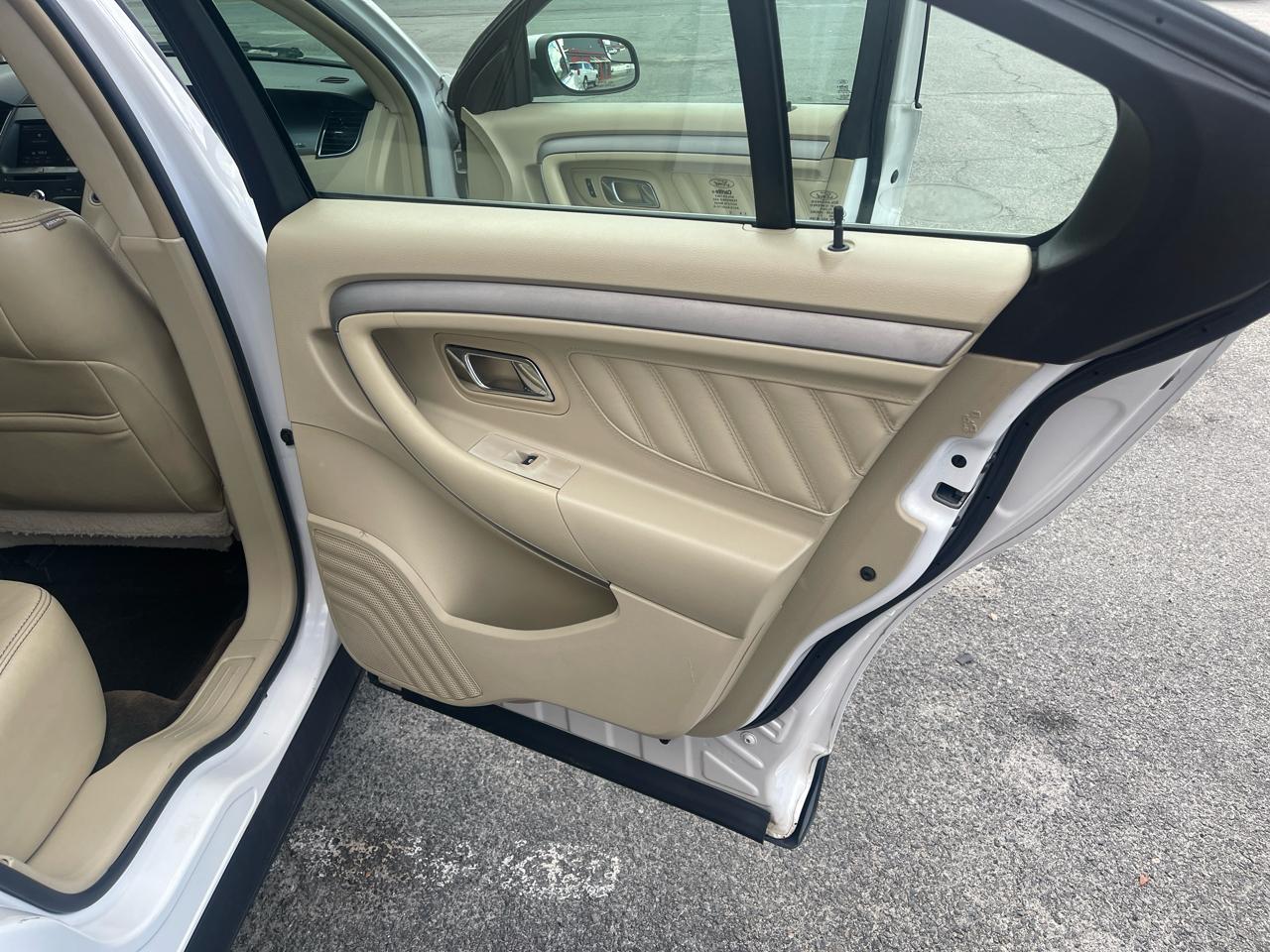 Ford Taurus SEL FWD 2013