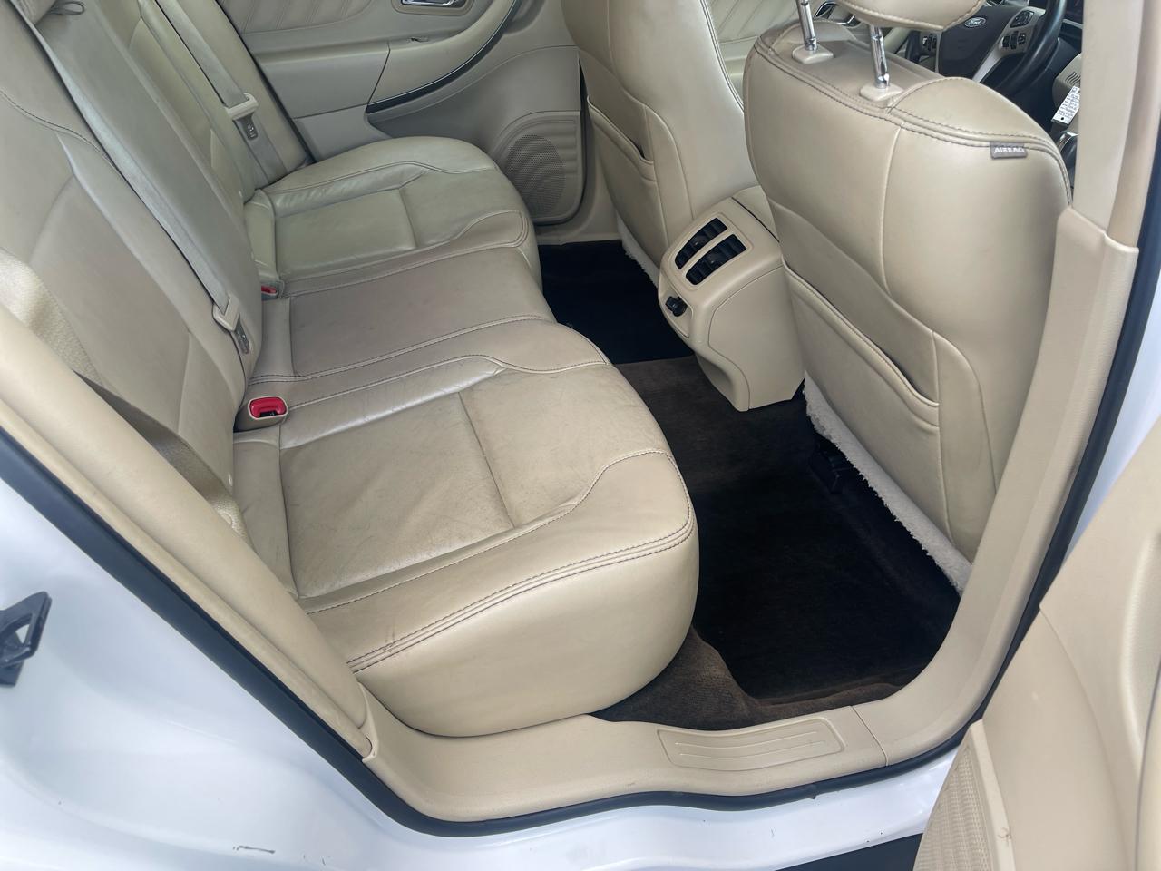 Ford Taurus SEL FWD 2013