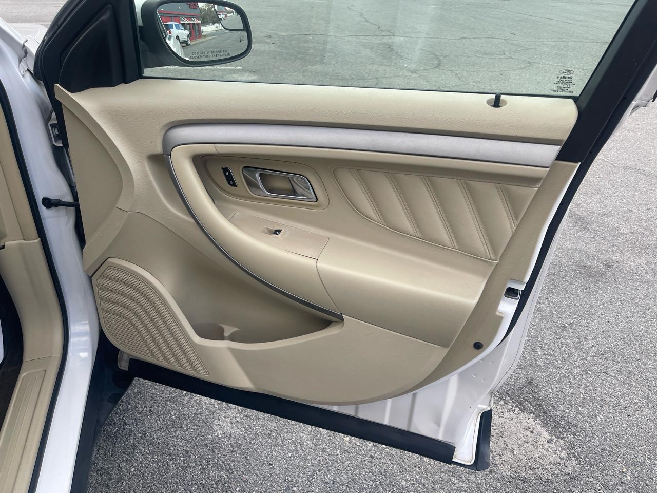 Ford Taurus SEL FWD 2013