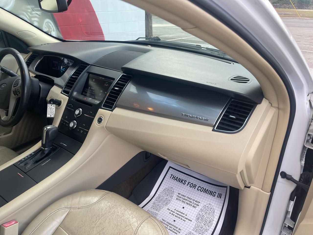 Ford Taurus SEL FWD 2013