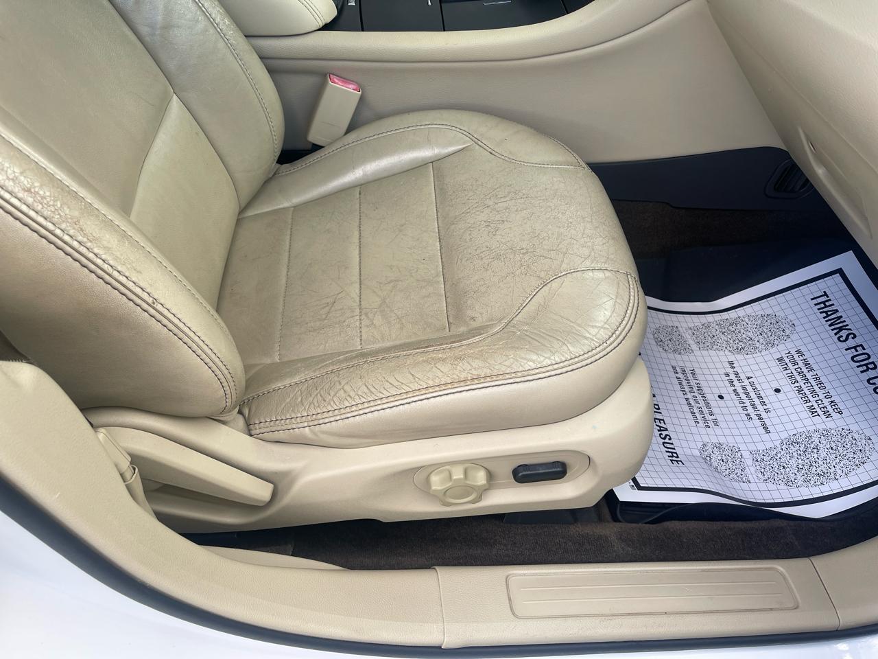 Ford Taurus SEL FWD 2013