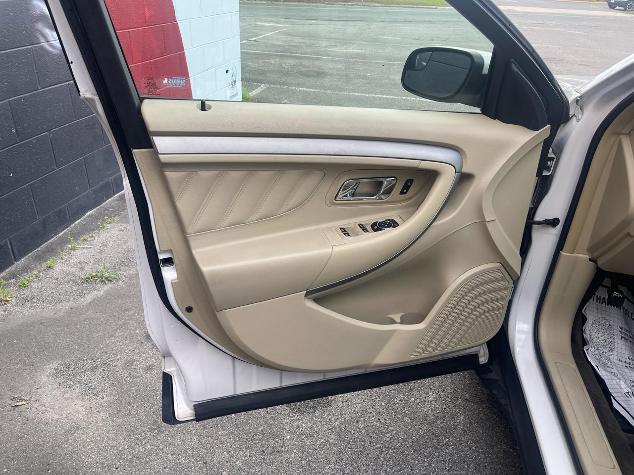 Ford Taurus SEL FWD 2013