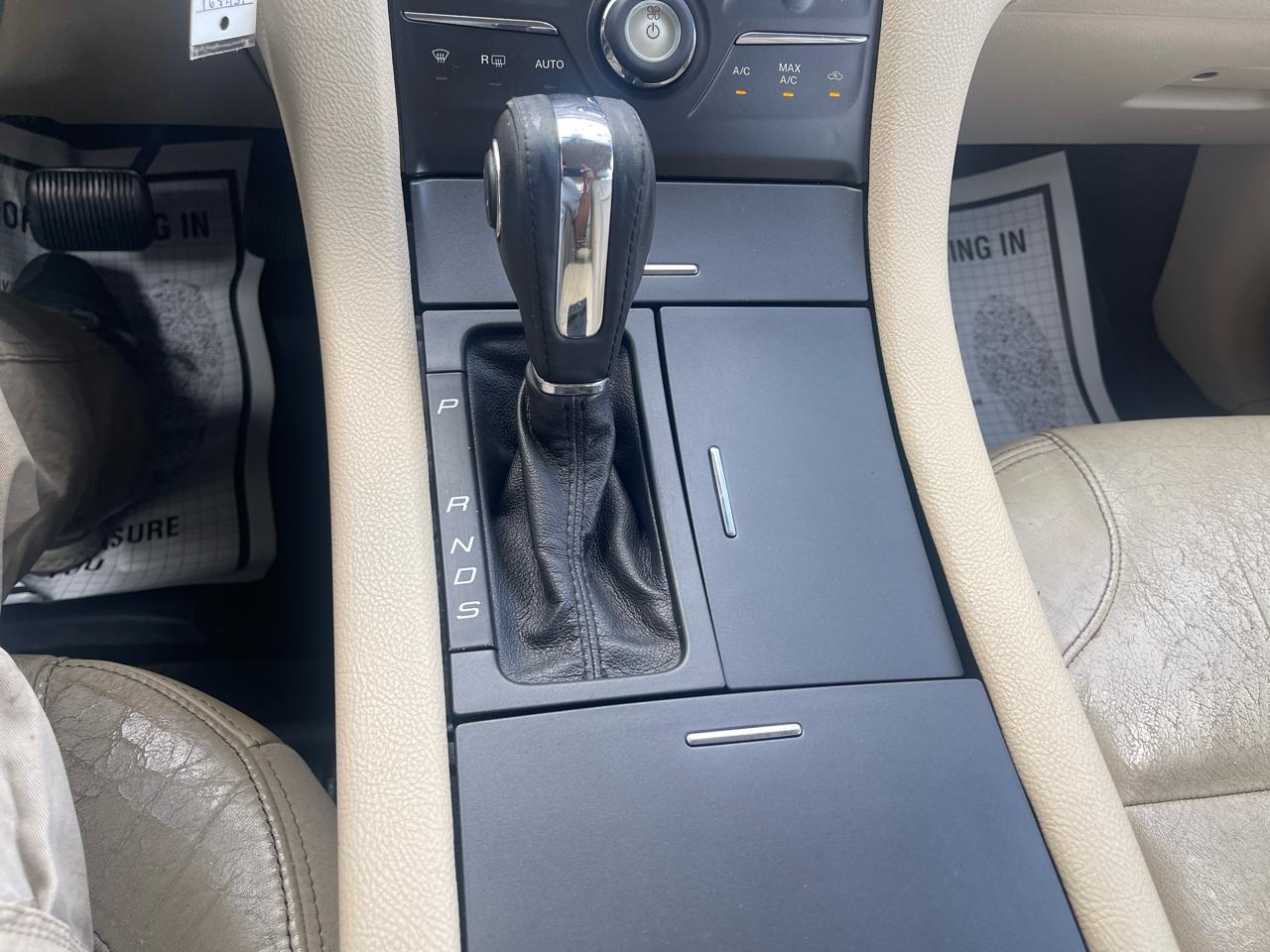 Ford Taurus SEL FWD 2013