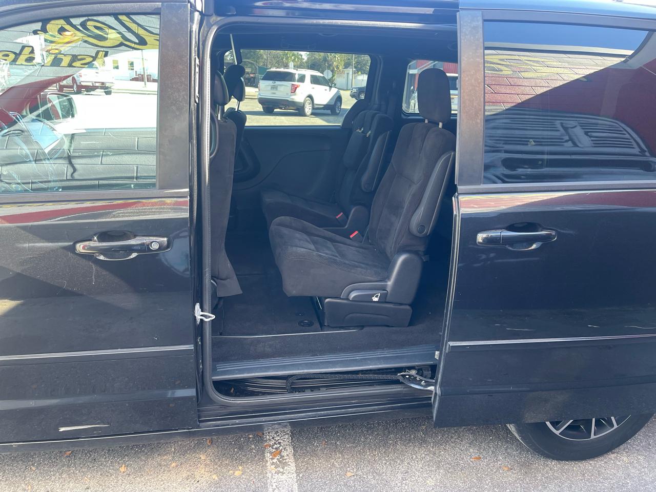 Dodge Grand Caravan SE 2016