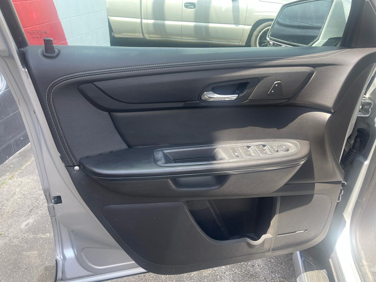 Chevrolet Traverse 2LT AWD 2014