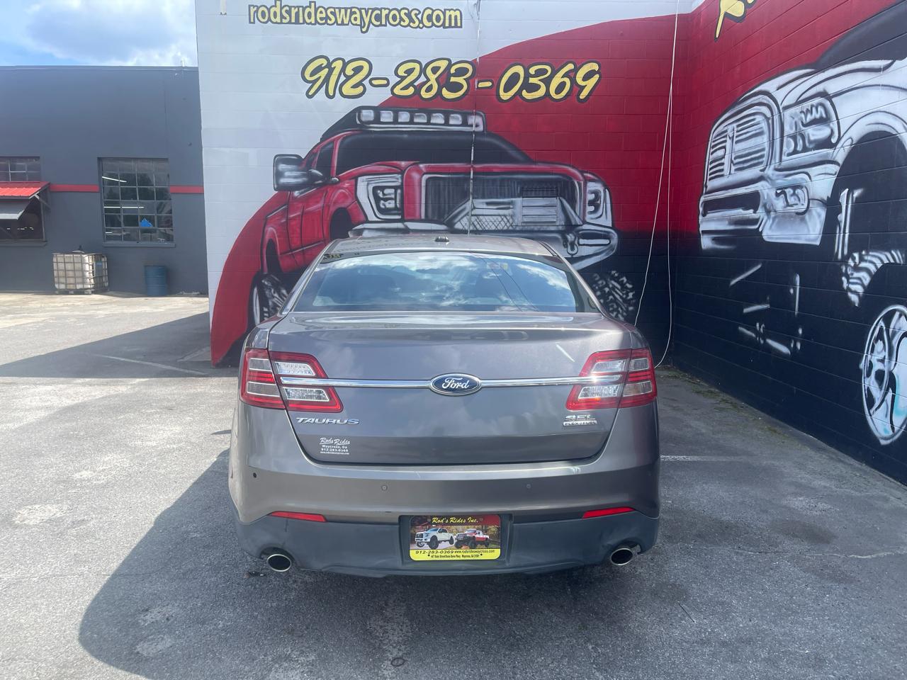 Ford Taurus SEL FWD 2013