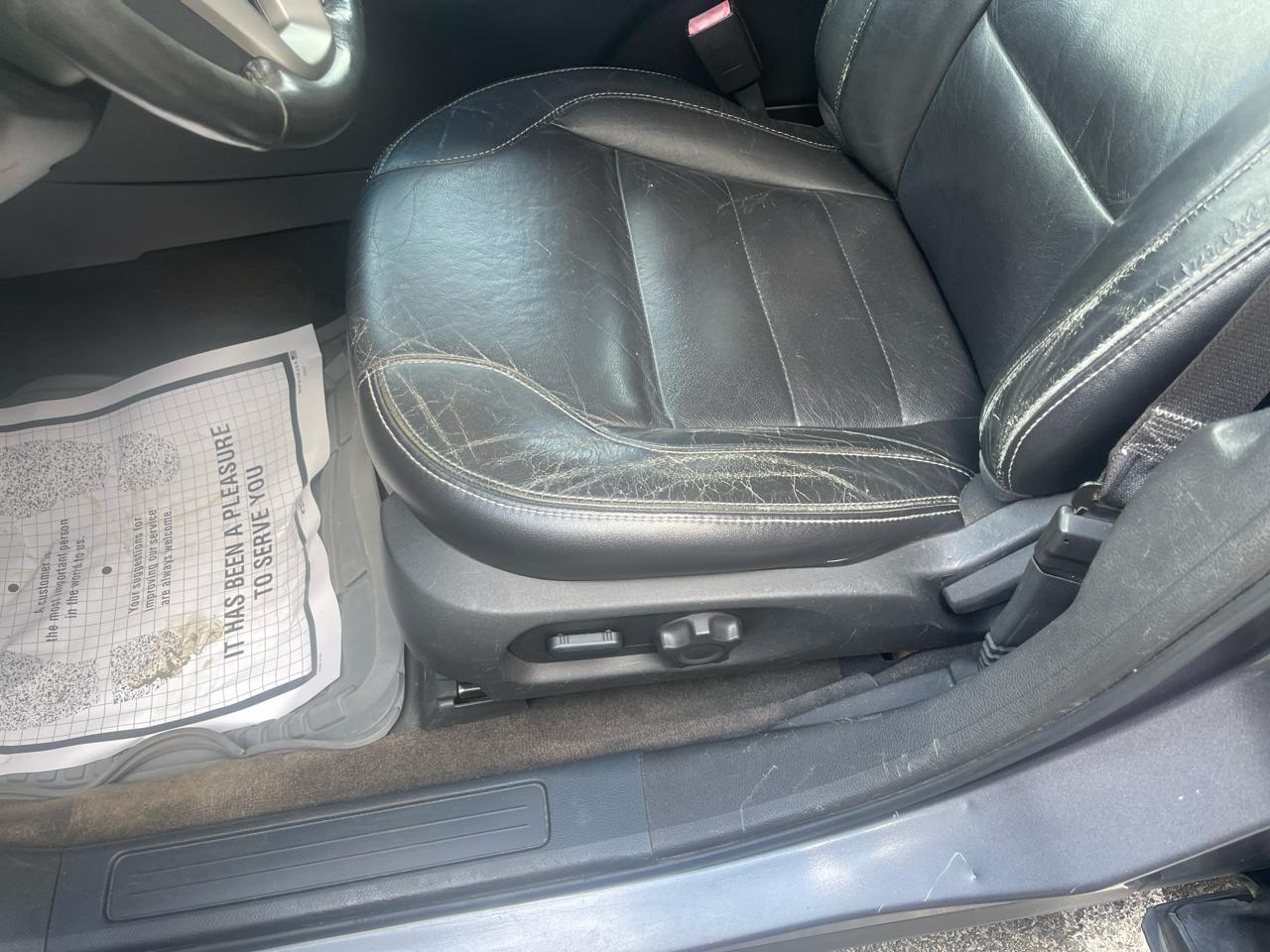 Ford Taurus SEL FWD 2013