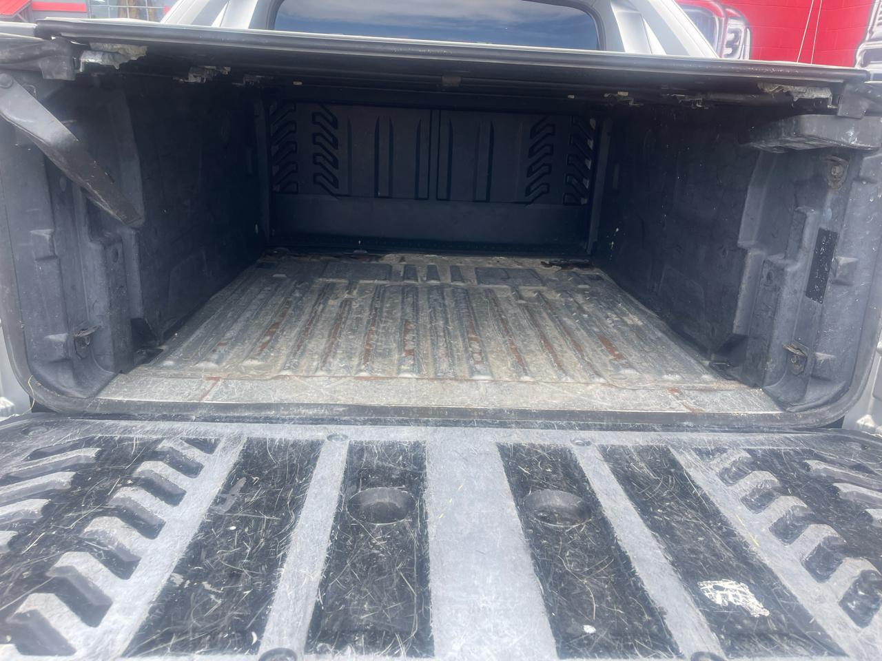 Chevrolet Avalanche LS 2WD 2011