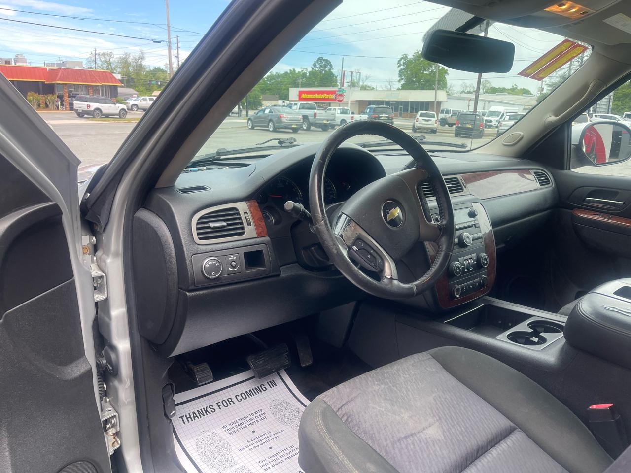 Chevrolet Avalanche LS 2WD 2011