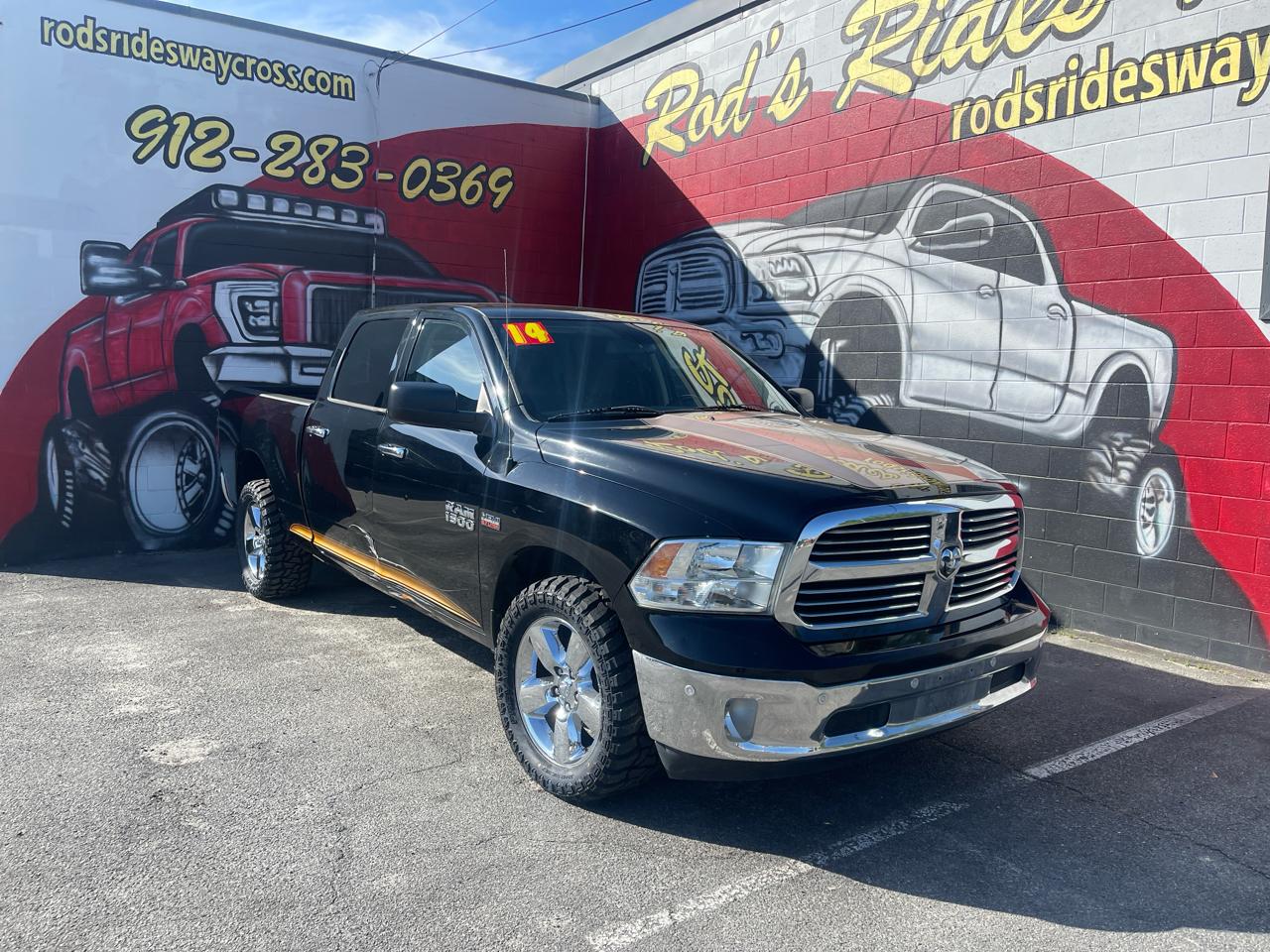 RAM 1500 SLT Crew Cab LWB 4WD 2014