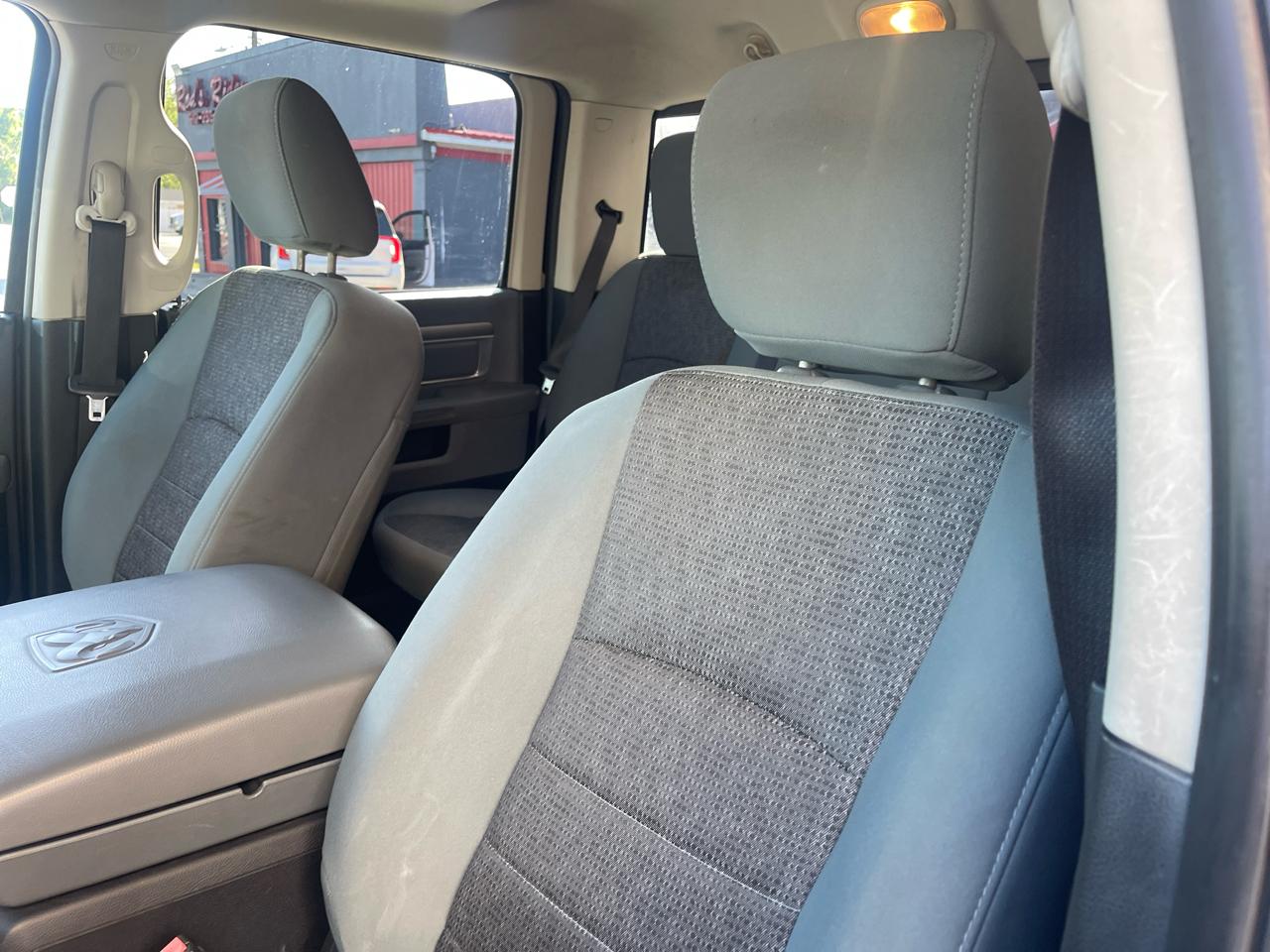 RAM 1500 SLT Crew Cab LWB 4WD 2014