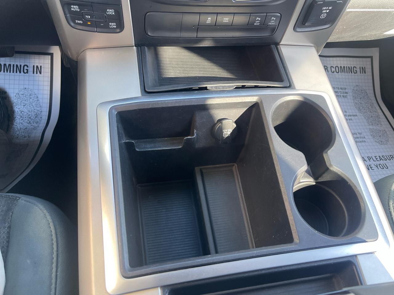 RAM 1500 SLT Crew Cab LWB 4WD 2014