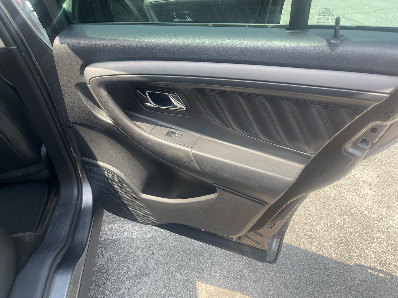 Ford Taurus SEL FWD 2012