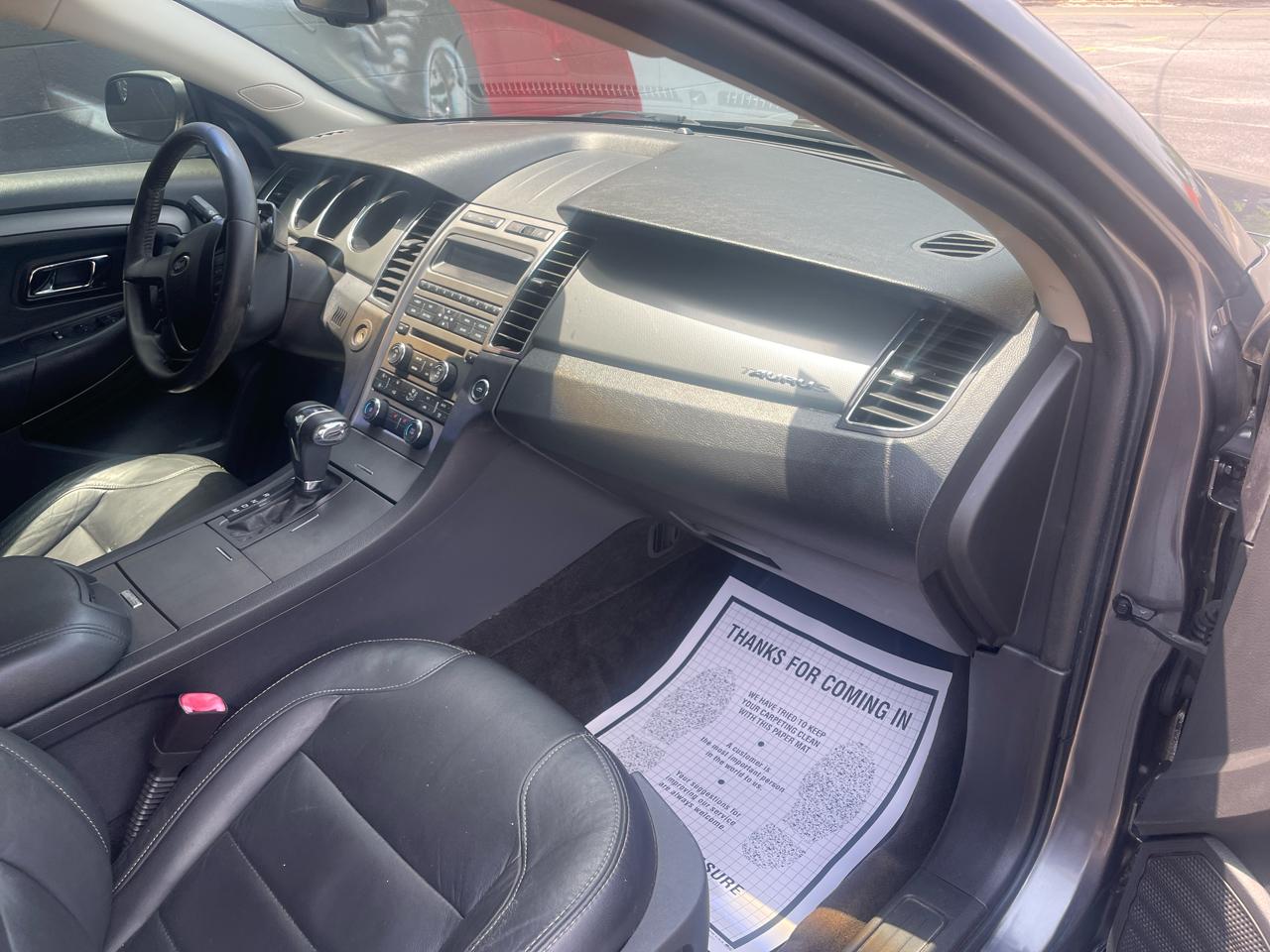 Ford Taurus SEL FWD 2012