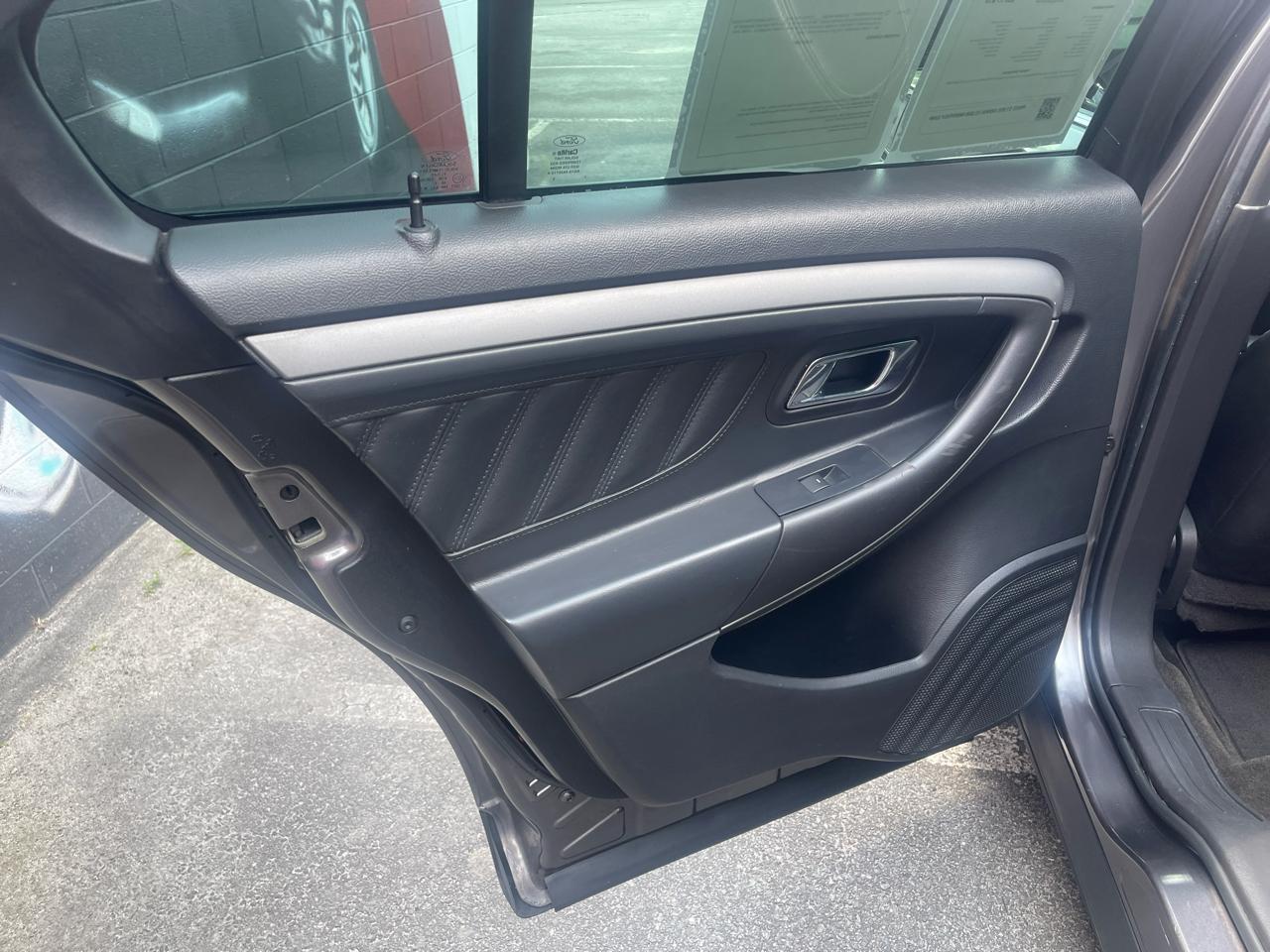 Ford Taurus SEL FWD 2012