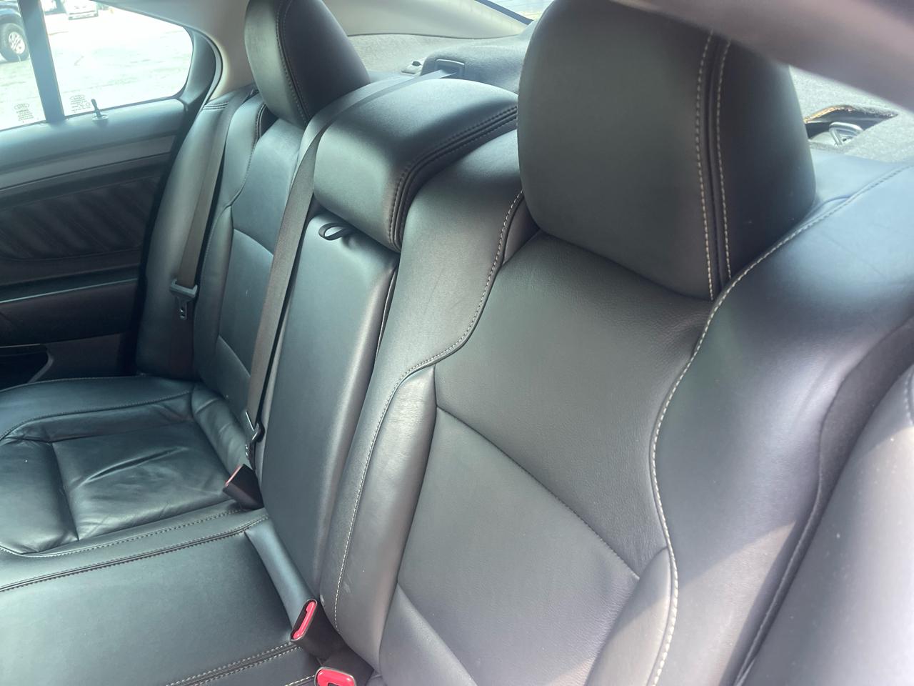 Ford Taurus SEL FWD 2012