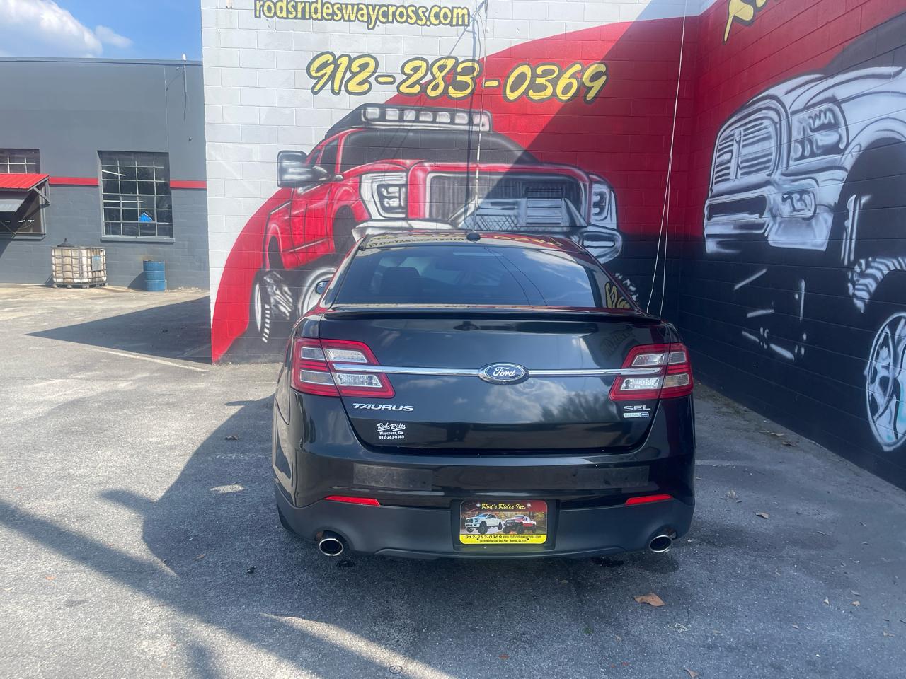 Ford Taurus SEL AWD 2015
